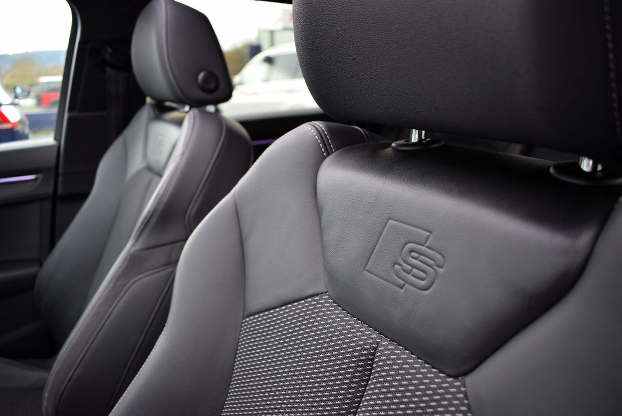 Audi Q3 Black Line 40 TDI 190cv Quattro S Tronic 5p. - Foto 19