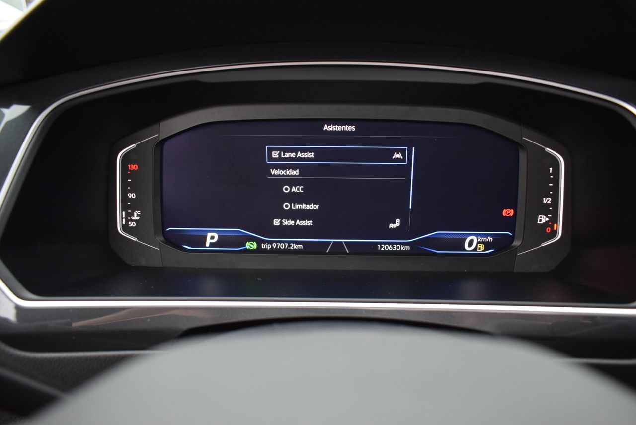 Volkswagen Tiguan R Line 2.0 TDI 4Motion 150cv DSG 5p.  - Foto 12