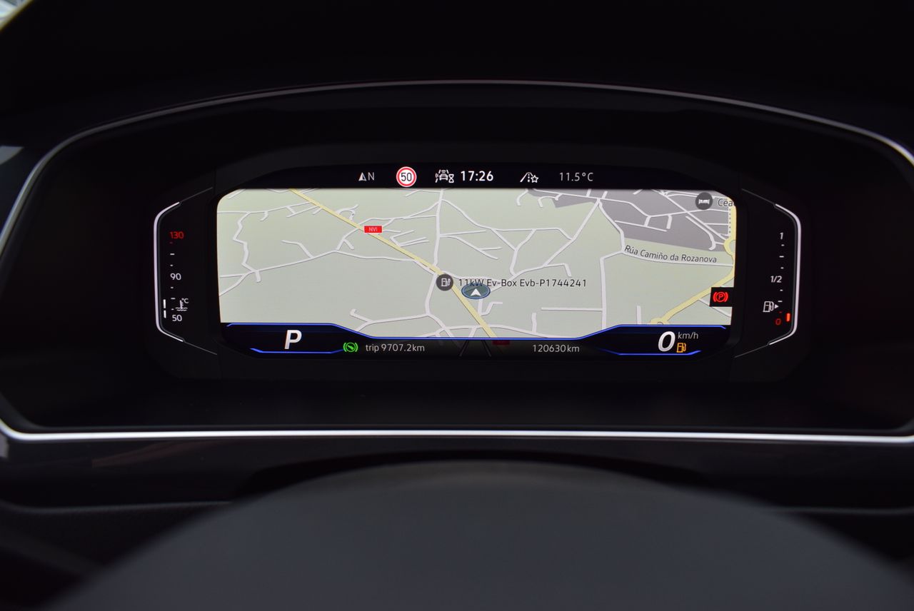 Volkswagen Tiguan R Line 2.0 TDI 4Motion 150cv DSG 5p.  - Foto 11