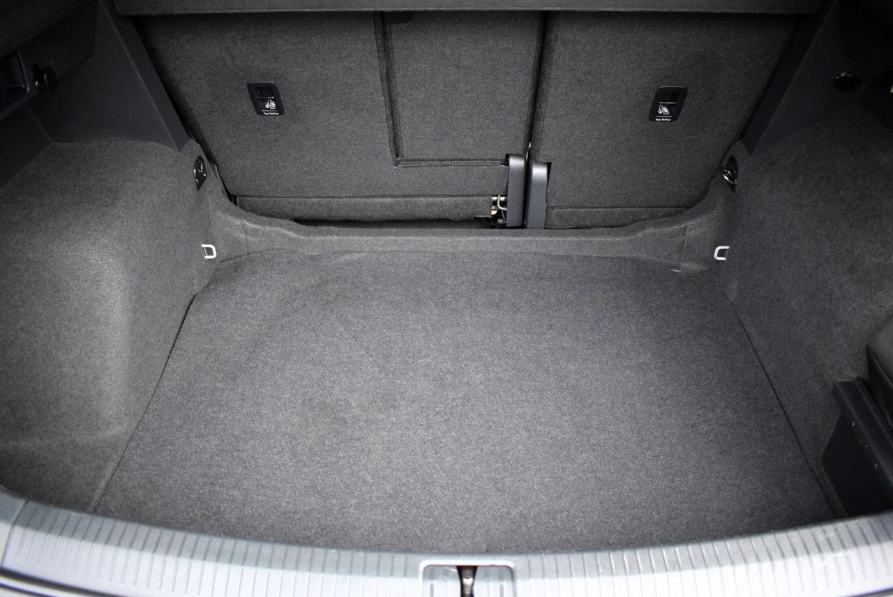 Volkswagen Tiguan R-Line 2.0 TDI 150 cv DSG 5p. - Foto 23