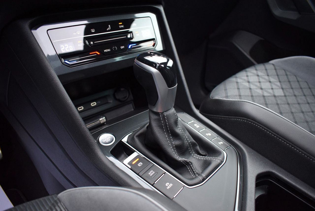 Volkswagen Tiguan R-Line 2.0 TDI 150 cv DSG 5p. - Foto 19