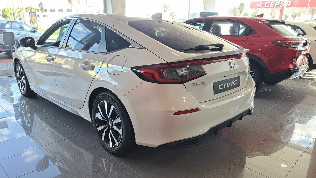 honda civic 2024 / foto grande (3)