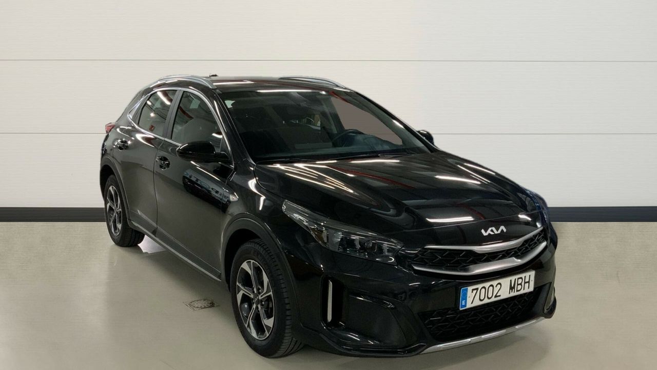 kia xceed 2022 /