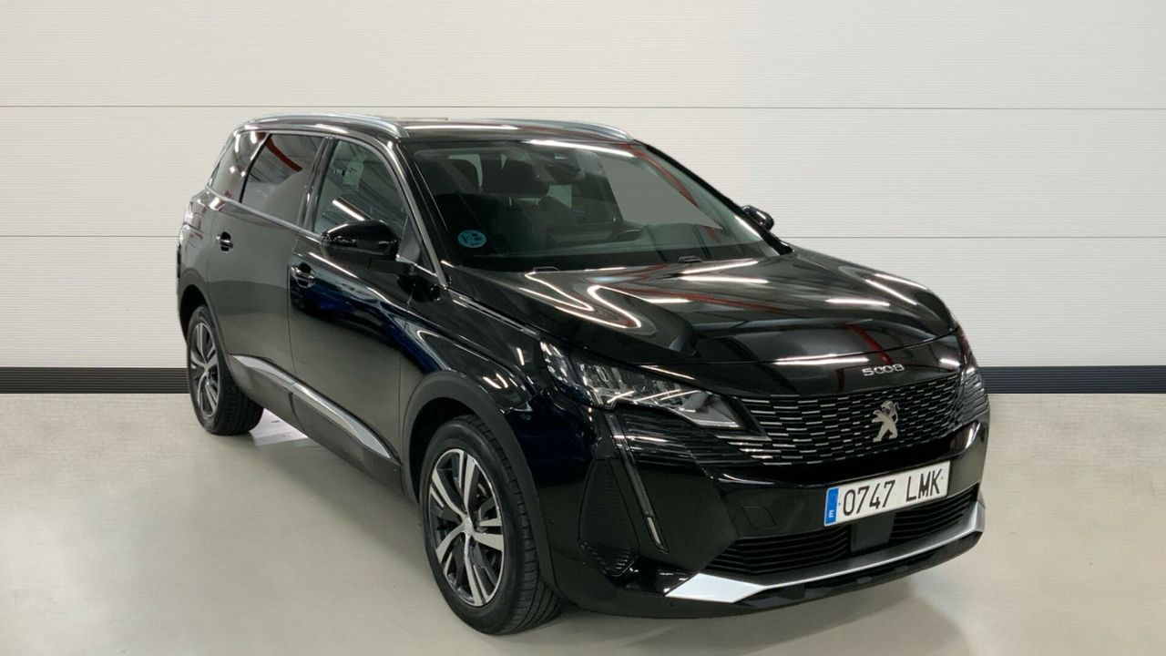 peugeot 5008 2021 /