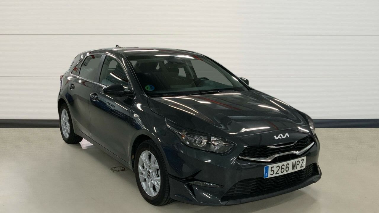 kia ceed 2024 /