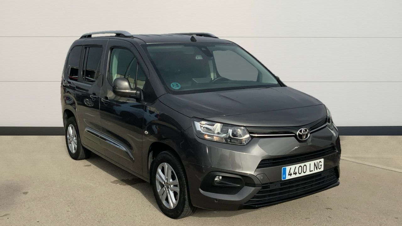 toyota proace city verso 2021 /