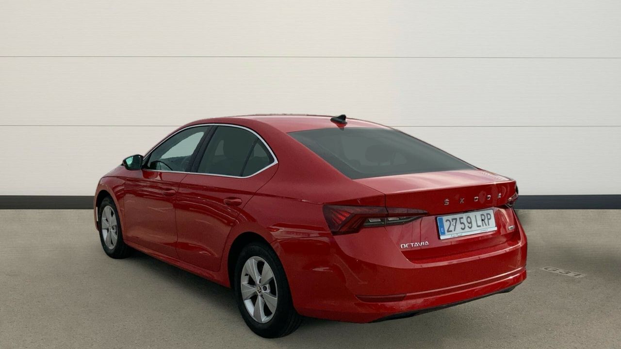 skoda octavia 2021 / foto grande (3)