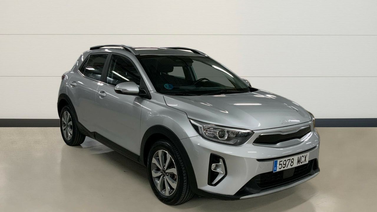 kia stonic 2022 /