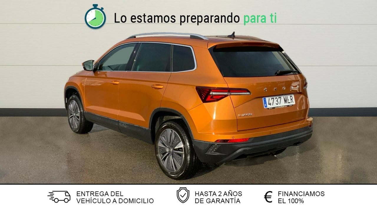 skoda karoq 2023 / foto grande (2)