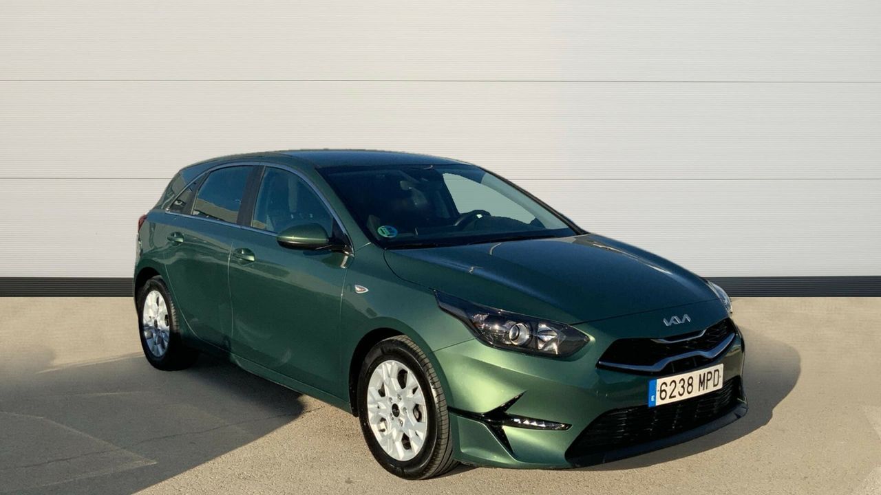 kia ceed 2024 /