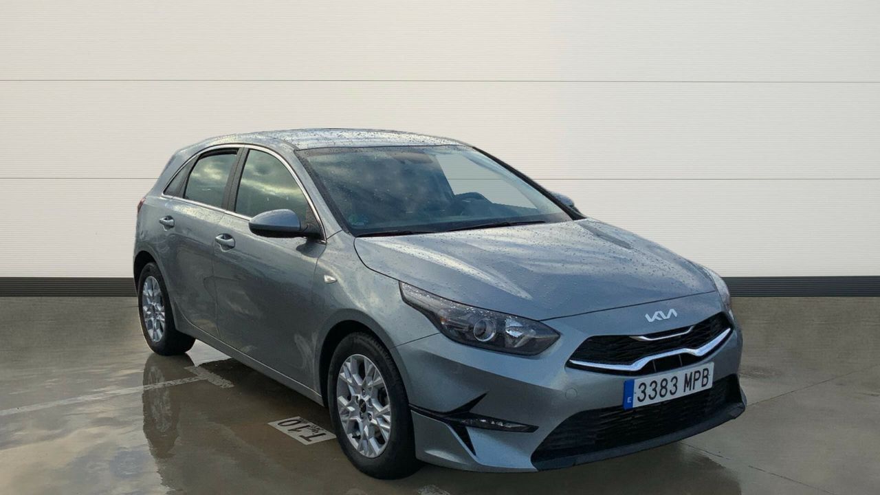 kia ceed 2024 /