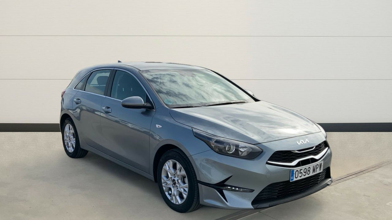 kia ceed 2024 /