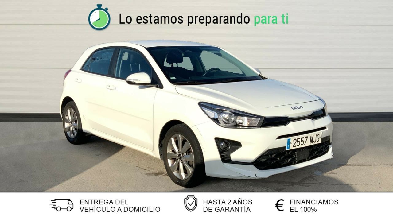 Suzuki vitara 3 puertas  de segunda mano - kia rio 2023 /