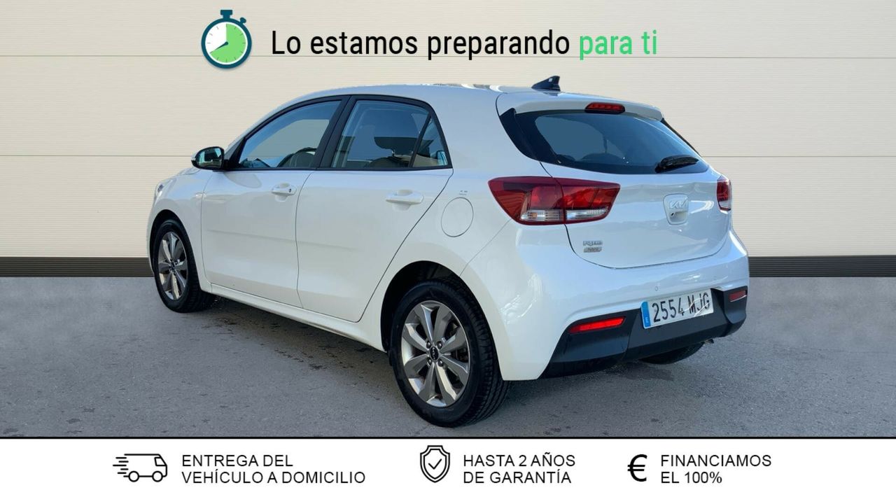kia rio 2023 / foto grande (2)