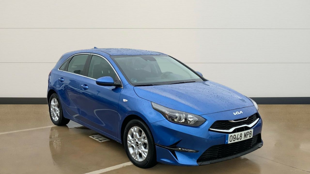 kia ceed 2024 /