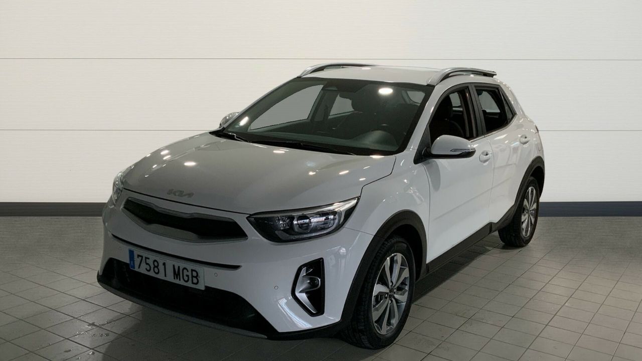 kia stonic 2023 / foto grande (2)