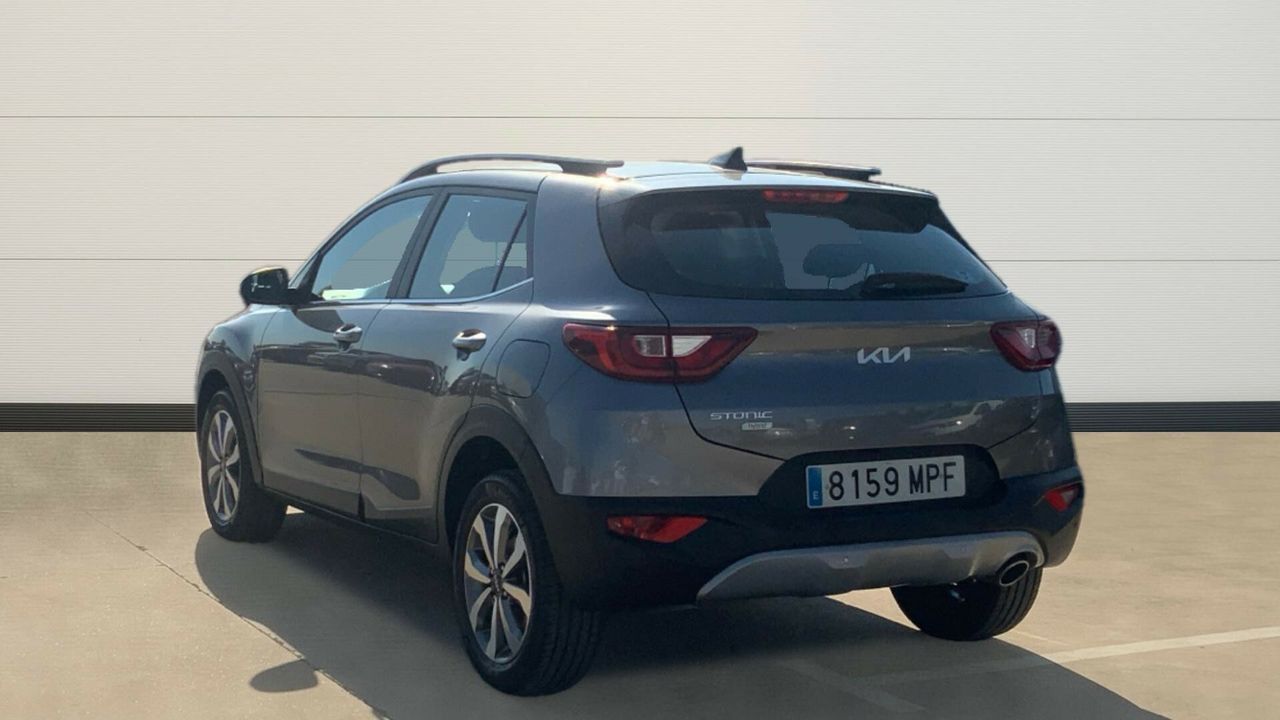 kia stonic 2024 / foto grande (3)