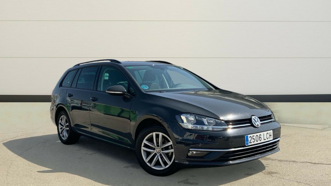 Foto volkswagen golf 2019 /