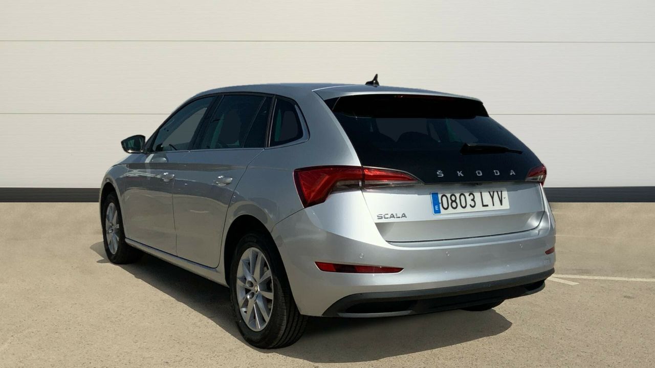 skoda scala 2022 / foto grande (2)