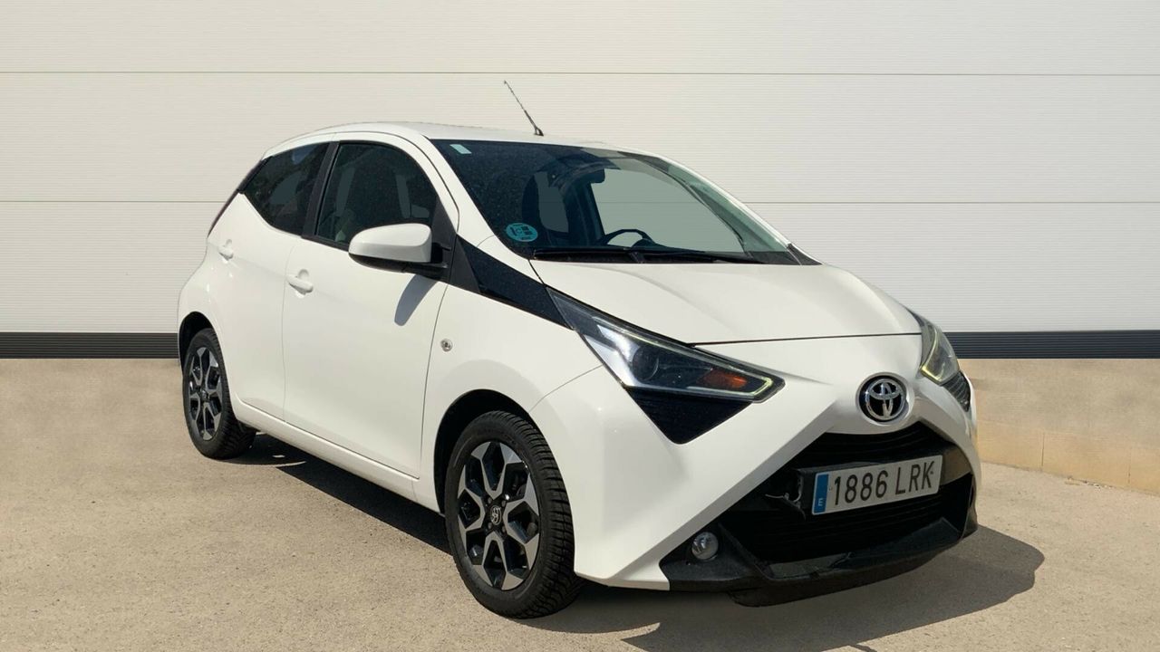 Foto toyota aygo 2021 /