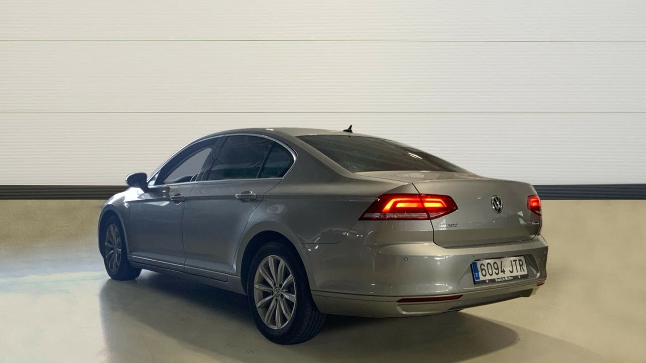 volkswagen passat 2016 / foto grande (2)