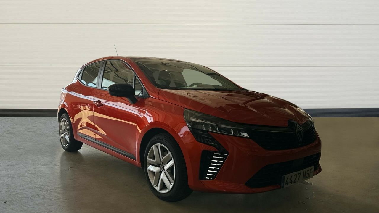 renault clio 2024 /