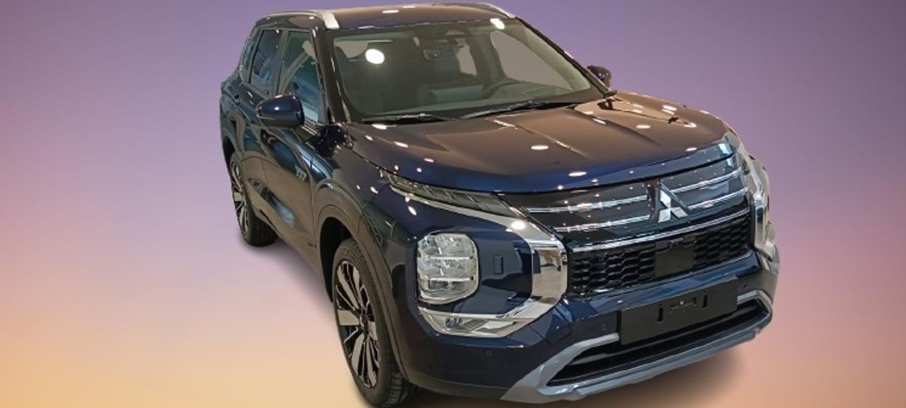 mitsubishi outlander 2025 /
