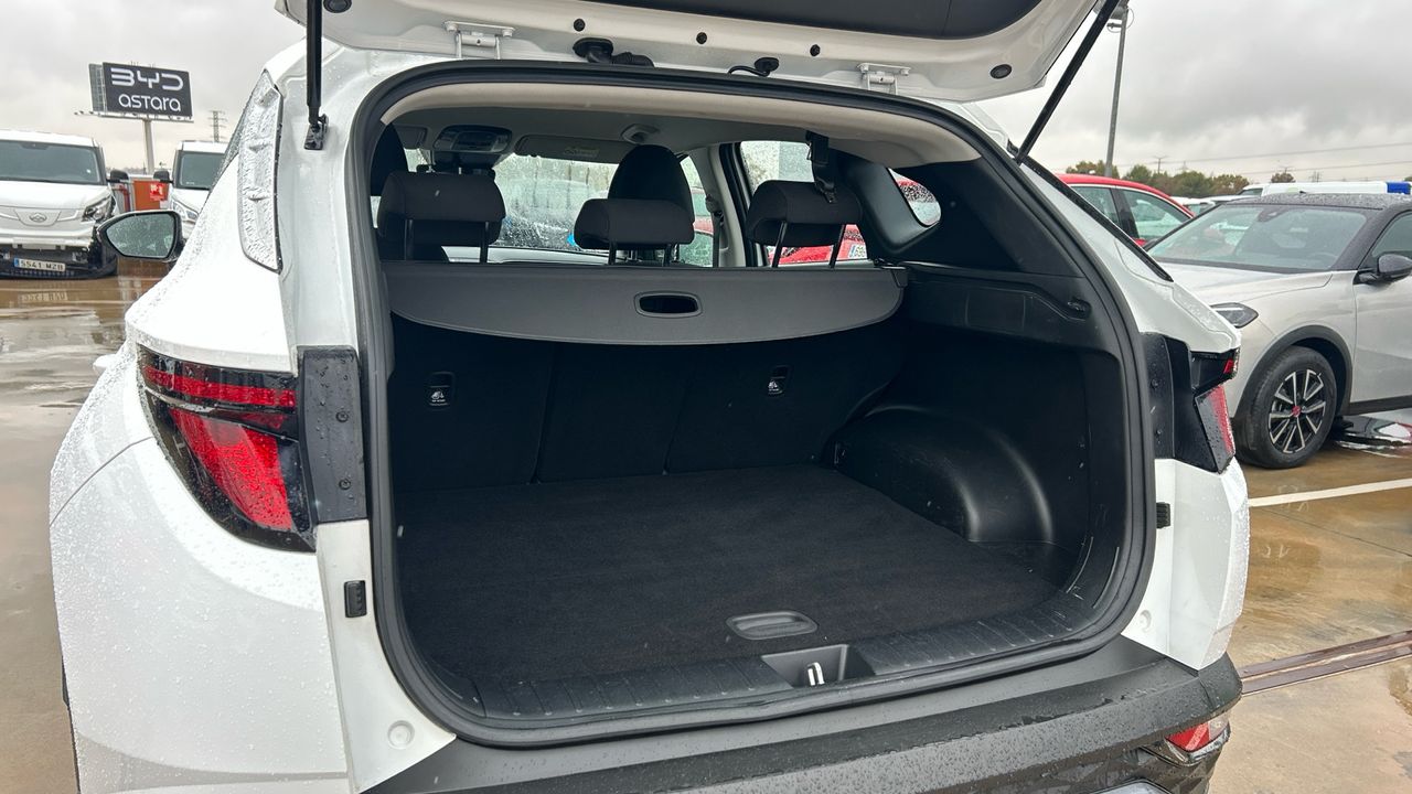 Hyundai Tucson 1.6 TGDI HEV 169KW MAXX AUTO 230 5P - foto 18