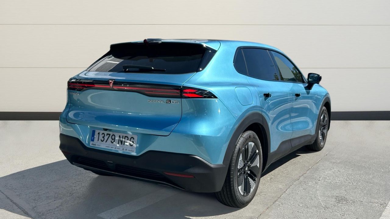 Changan Deepal S05 DEEPAL S05 1.5 PHEV LIMITED EDITION AUTO  - foto 4