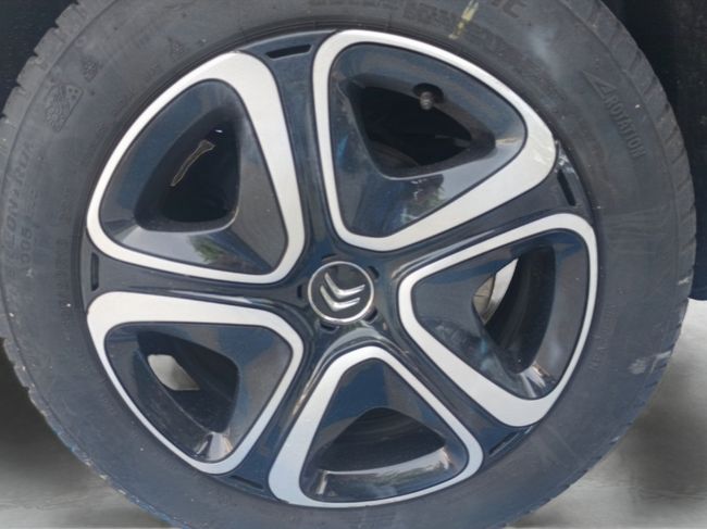 Imatge del vehicle 24