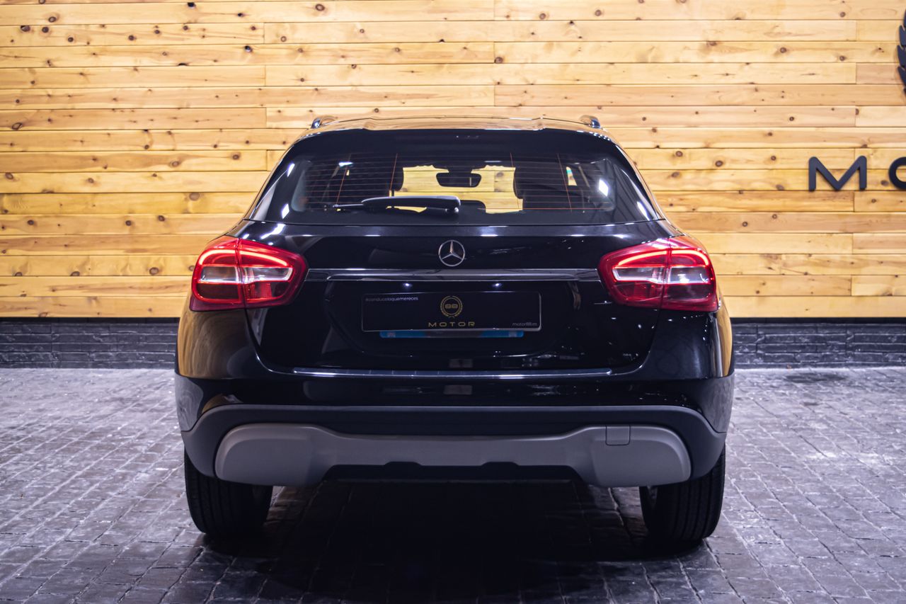 mercedes clase cla 2019 / foto grande (3)