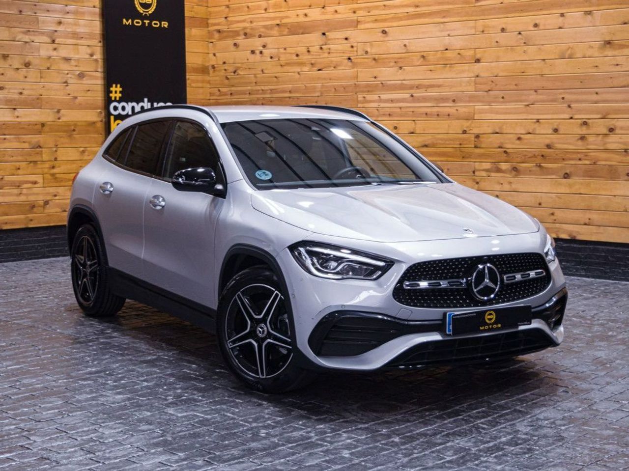 mercedes gla 2021 / foto grande (2)