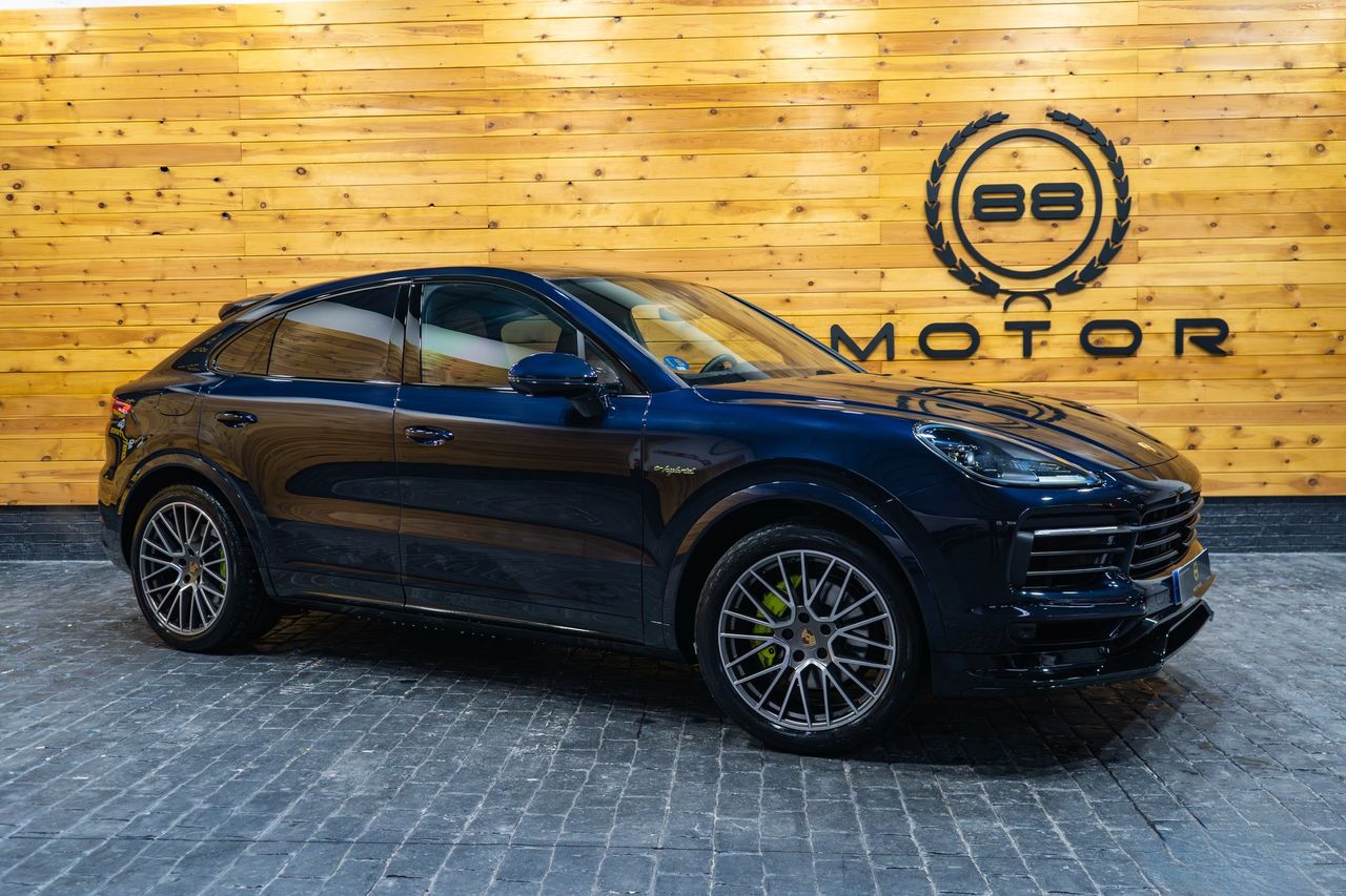 Foto porsche cayenne 2023 /