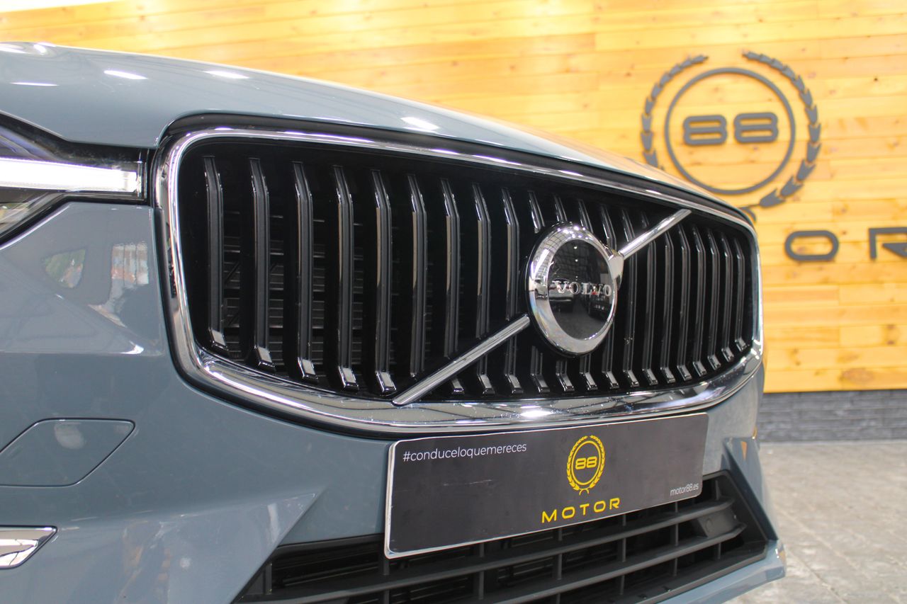 volvo xc60 2023 / foto grande (2)