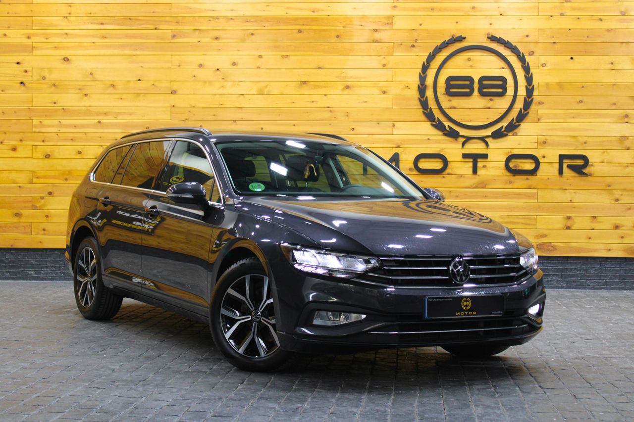 Foto volkswagen passat 2023 /