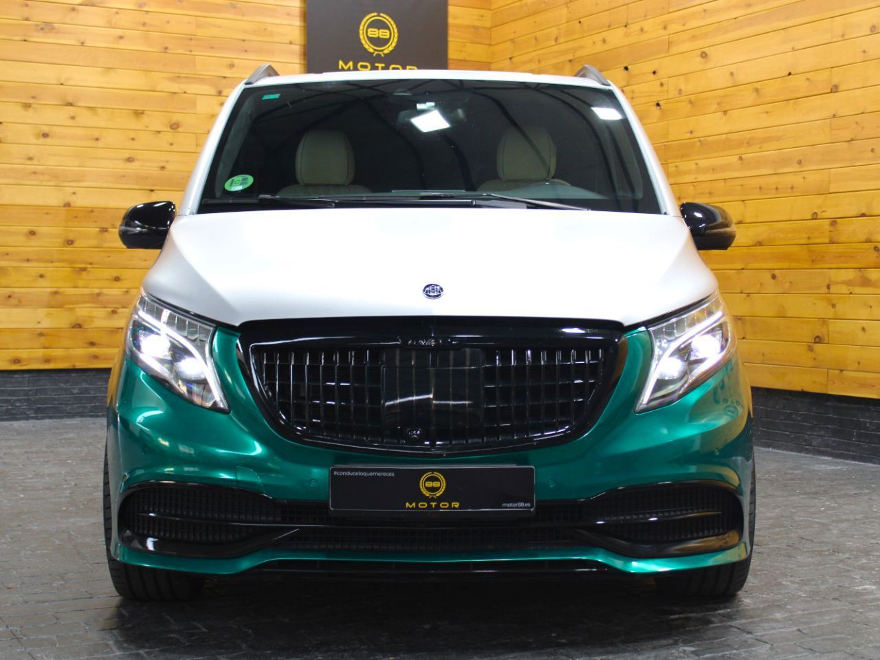 mercedes clase v 2021 / foto grande (3)