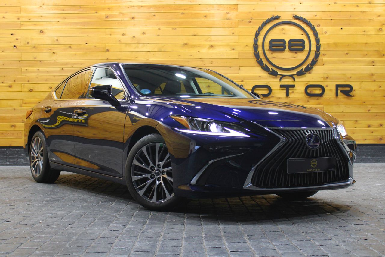 Lexus ES 2.5 300h Premium