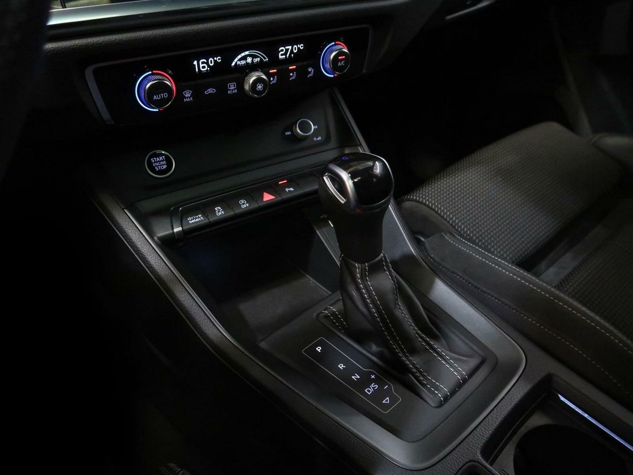 Audi Q3 Sportback Black line 35 TDI quattro S tronic 150CV - foto 45