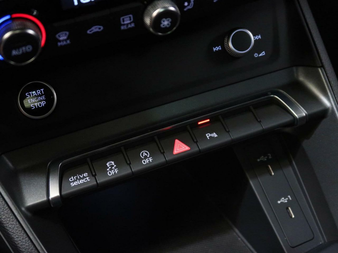 Audi Q3 Sportback Black line 35 TDI quattro S tronic 150CV - foto 44