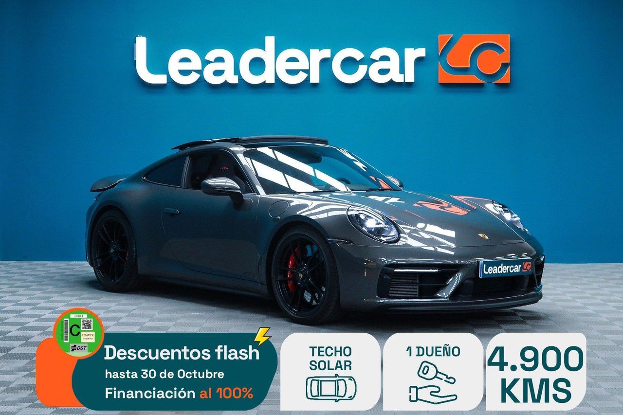 Porsche 911 Carrera 4 GTS Coupé