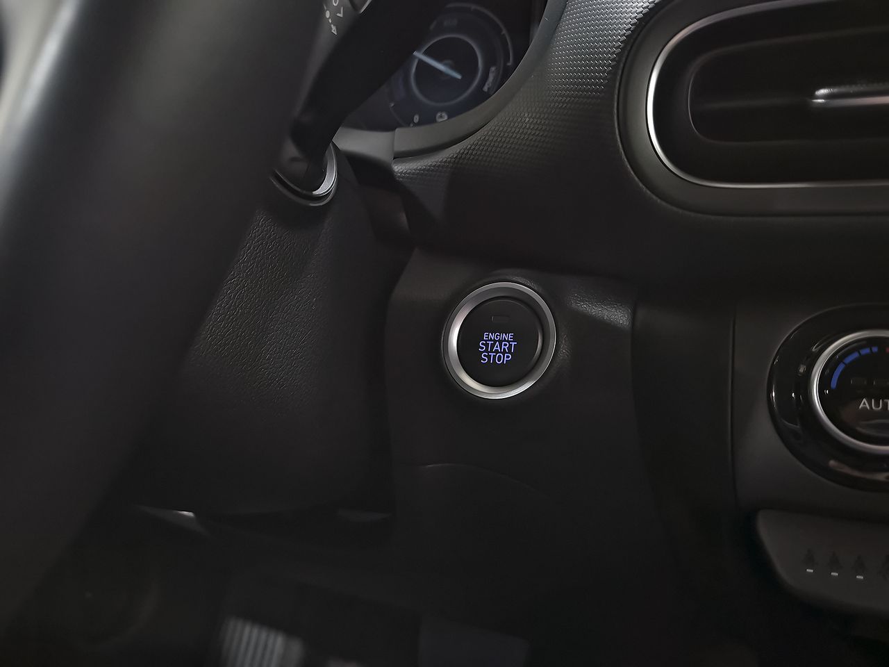 Hyundai Kona 1.6 GDI HEV Tecno 2C DCT - foto 18