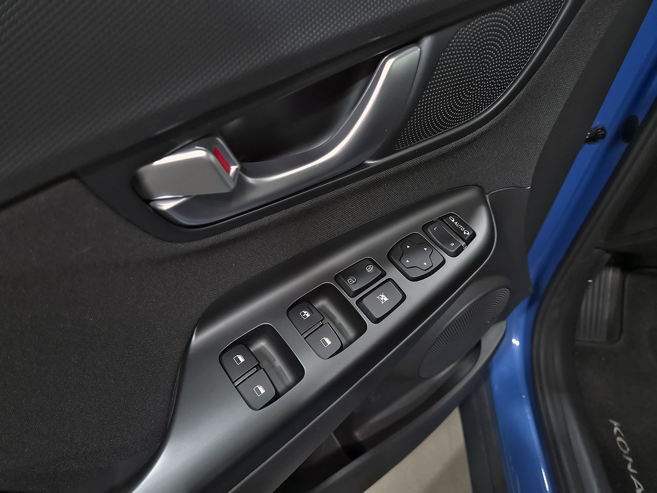 Hyundai Kona 1.6 GDI HEV Tecno 2C DCT - foto 11