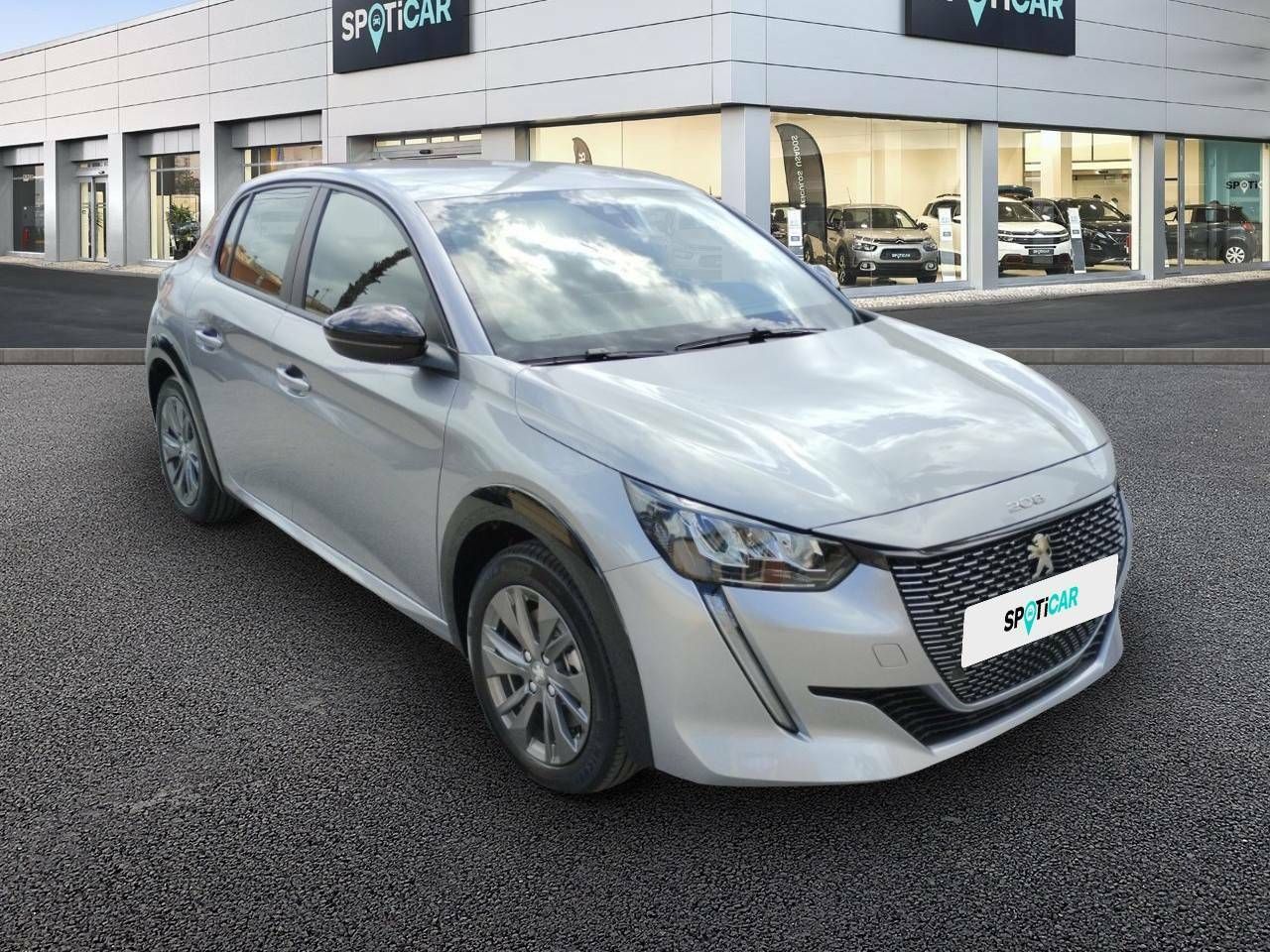peugeot e-208 2023 / foto grande (3)