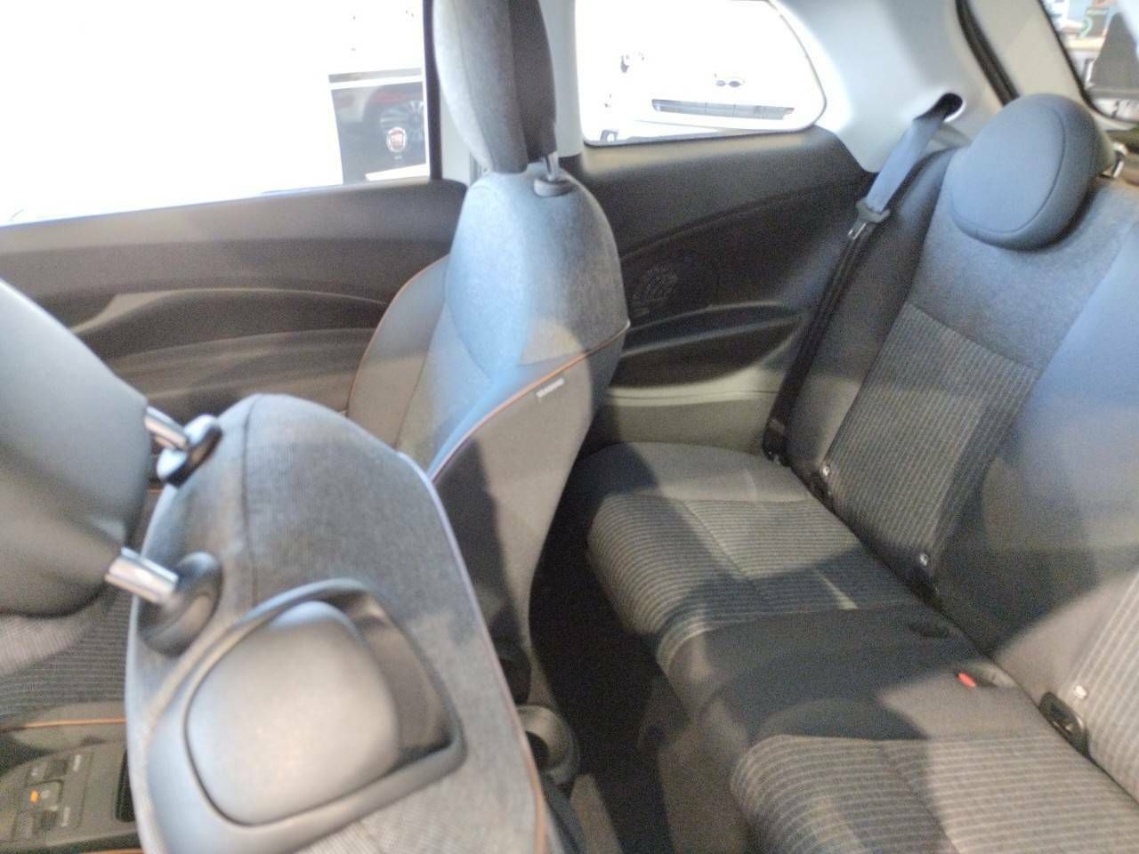 Fiat 500 3+1 320km 85kW (118CV) Icon - foto 10