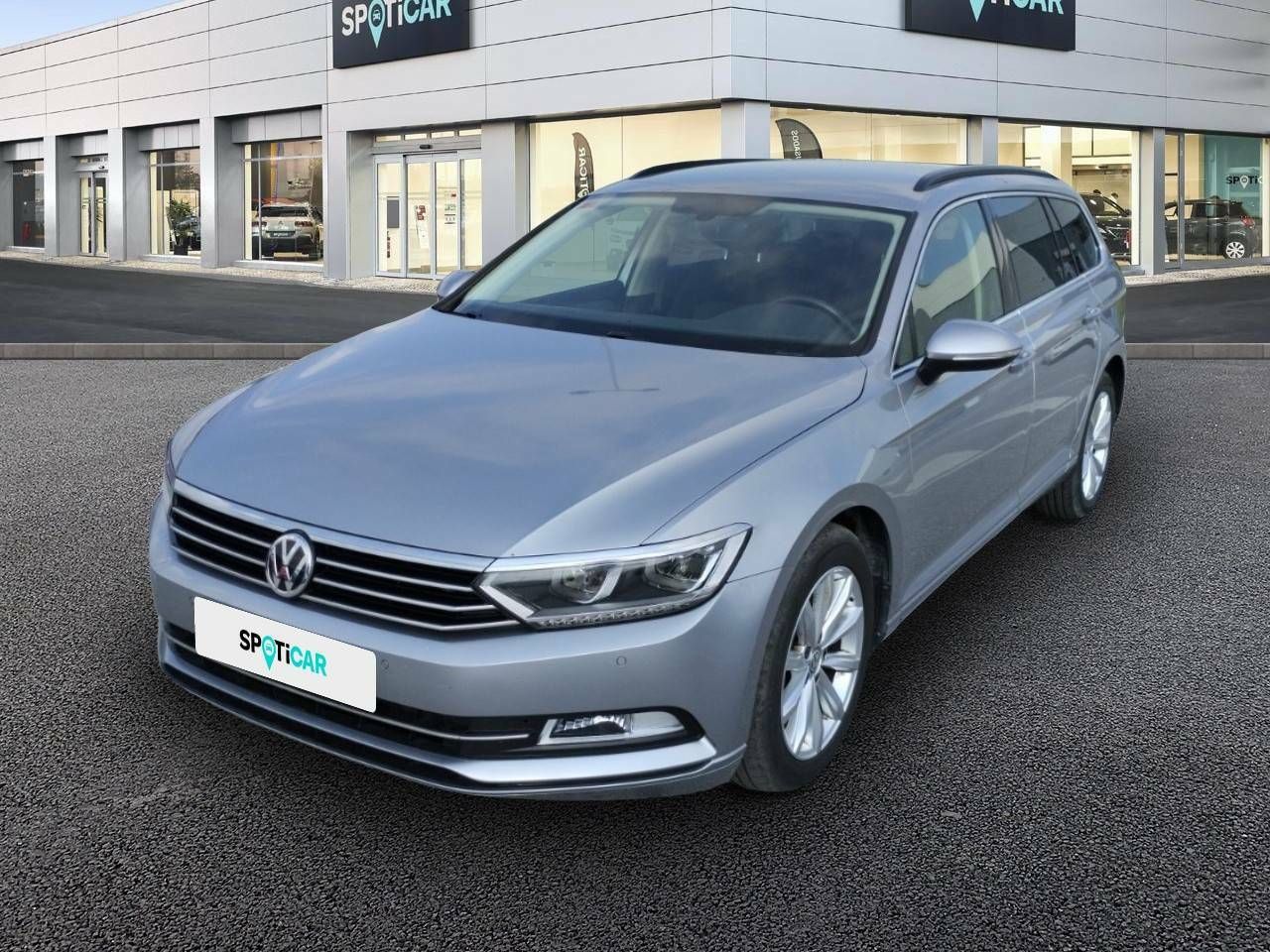Faros halogenos luz  de segunda mano - volkswagen passat 2018 /