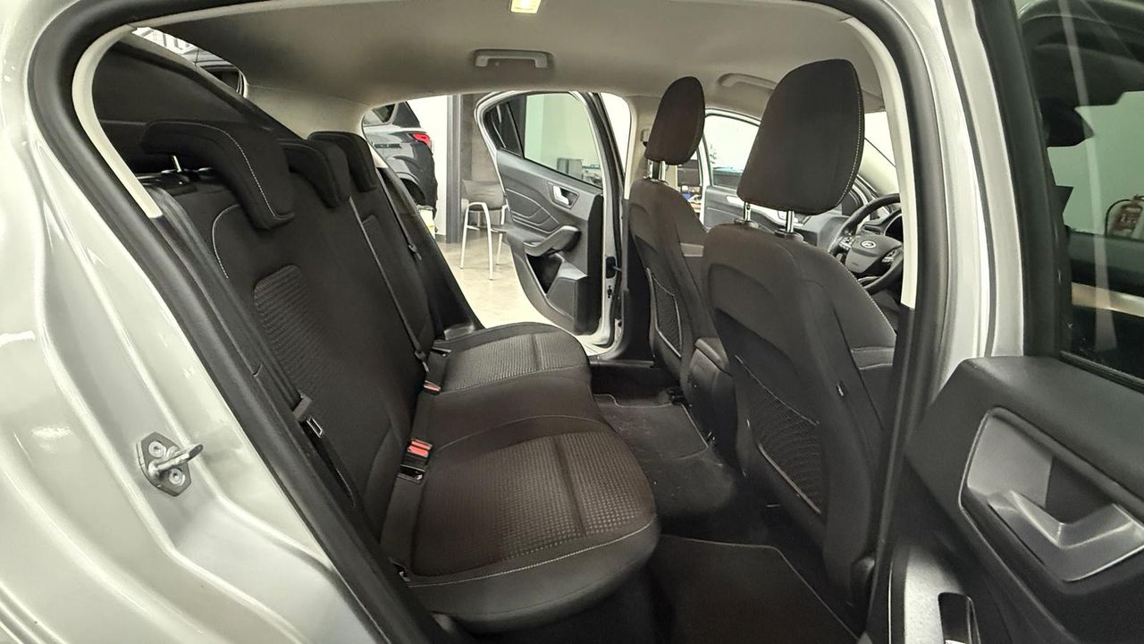 Ford Focus 1.5 Ecoblue Trend Auto - foto 6