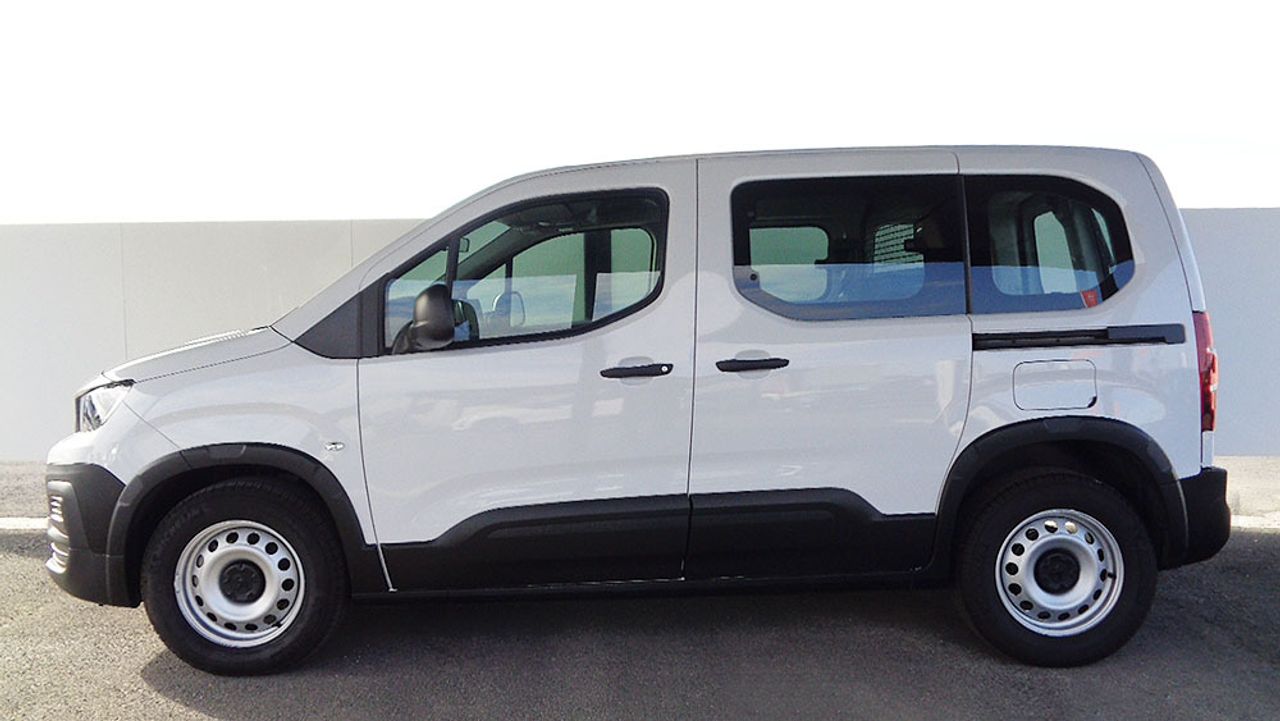 peugeot rifter 2024 / foto grande (3)