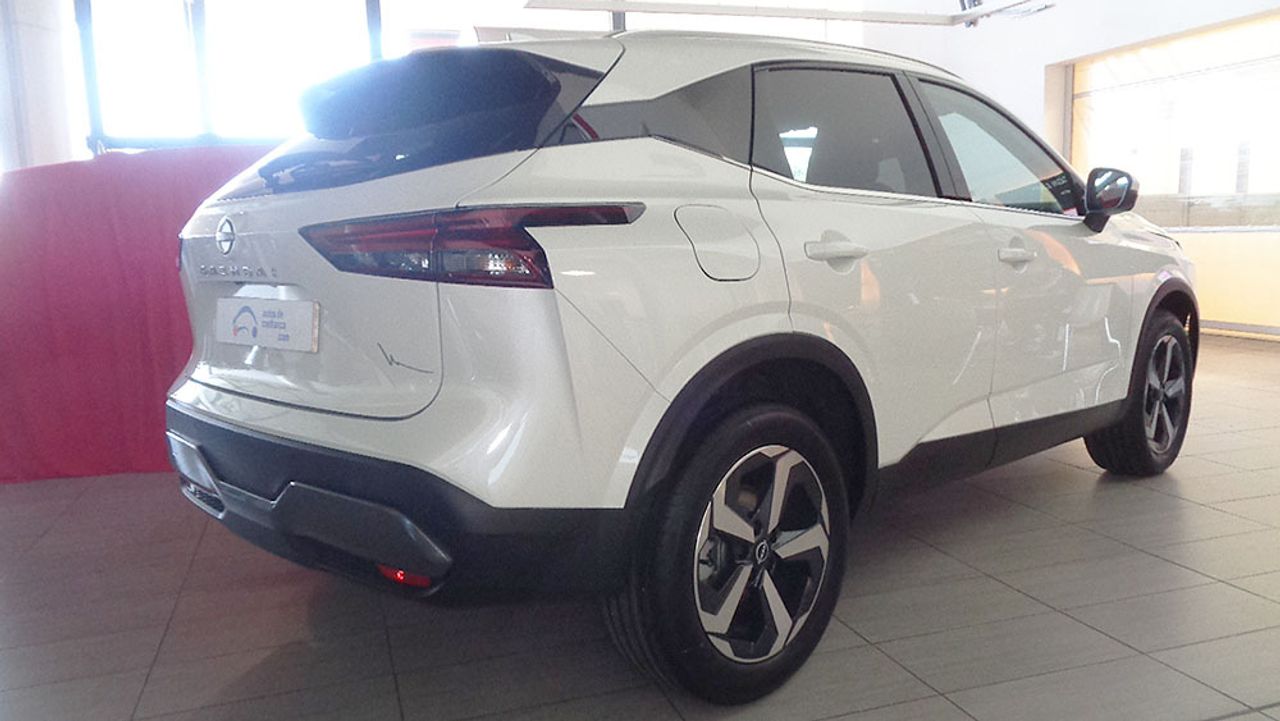 nissan qashqai 2023 / foto grande (2)