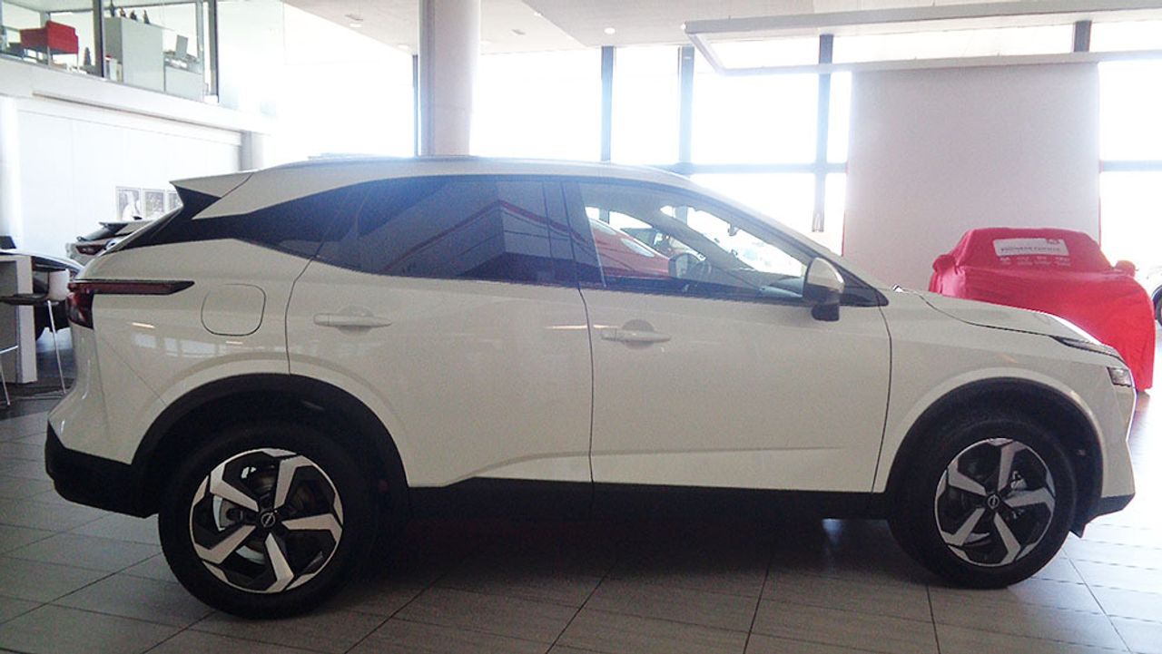 nissan qashqai 2023 / foto grande (3)