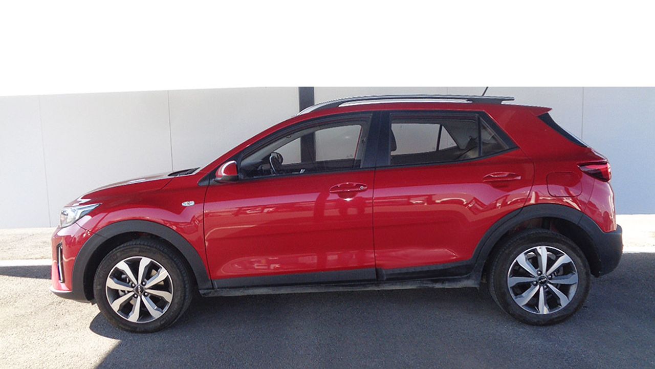 kia stonic 2021 / foto grande (3)